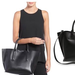 Black Round Handle Faux Leather Purse